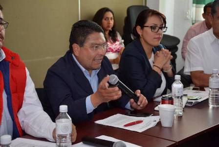 Establece Sistema Producto Maguey Mezcal Nacional metas y proyectos para el 2018