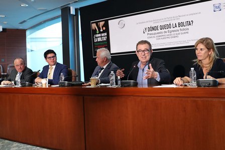 Presentan en el Senado el libro ¿Y dónde quedó la bolita?