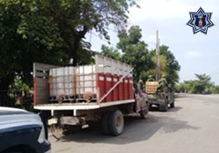 Aseguran más de cuatro mil litros de hidrocarburo en Tuxtepec