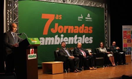 Planea Pemex reducir 25 por ciento emisiones de CO2 para 2021