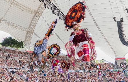 Primer “Lunes del Cerro”, llena de alegría y asombro a oaxaqueños y turistas