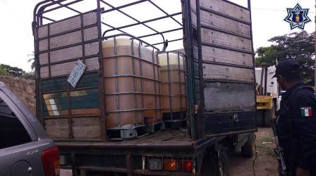 Un detenido y más de cuatro mil litros de hidrocarburo asegurados en el Istmo de Tehuantepec