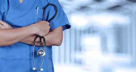 Sugieren estrategia integral para prevenir suicidios en médicos residentes