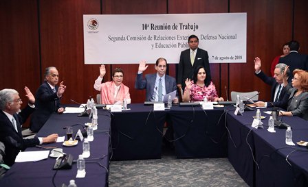 Requerirán a SRE informe sobre recursos asignados a la defensa de migrantes mexicanos