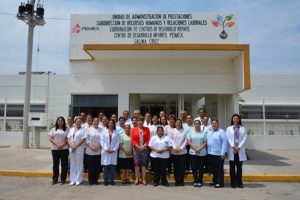 Celebra 35 años de brindar atención educativa