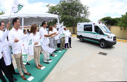 Fortalece IMSS-Prospera su capacidad de traslados con 20 nuevas ambulancias