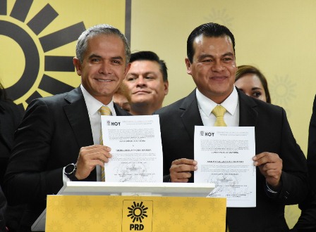 Miguel Ángel Mancera y Juan Manuel Zepeda, electos coordinador y vicecoordinador del PRD en nueva legislatura
