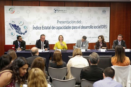 Urgen en el Senado mayor participación ciudadana en programas sociales