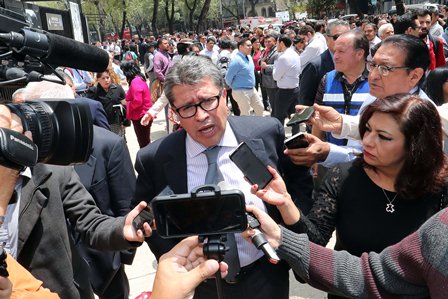 Auditoría para conocer destino de recursos donados por Senado a damnificados del S19: Monreal