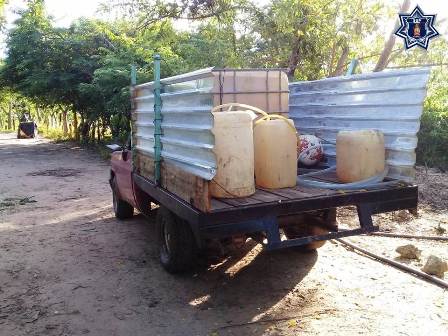 Localizan toma clandestina y aseguran alrededor de mil 800 litros de hidrocarburo