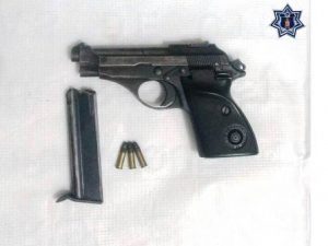 Pistola marca Pietro Beretta, matrícula B12165U.