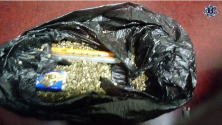 Detiene Policía Estatal a tres varones y dos mujeres por probables delitos contra la salud