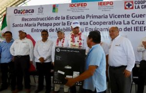 Benefician a escuelas del Istmo