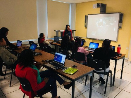 Dispone IEEPO Aula de Aprendizaje Digital para estudiantes de Primaria y Secundaria