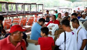 Beneficiaron a alrededor de 165 mil alumnos.