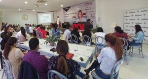 Al finalizar el diplomado, los estudiantes presentarán un proyecto final.