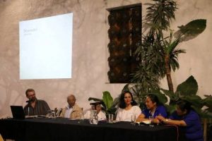 Presentación del libro “Fábulas de Esopo” en ixcateco.