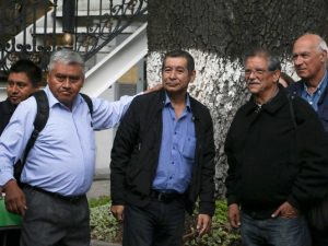 Rubén Núñez Ginez al centro.