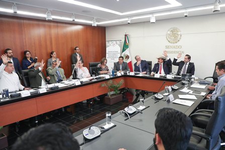 Comparecieron ante senadores aspirantes a la Comisión Reguladora de Energía