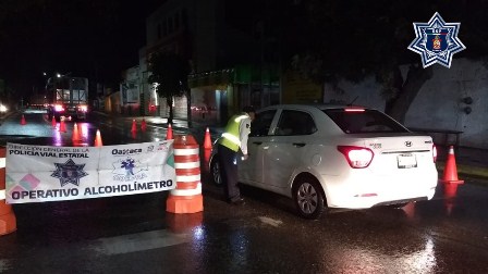 Aplica Operativo Alcoholímetro 60 pruebas a conductores; 37 arrestados