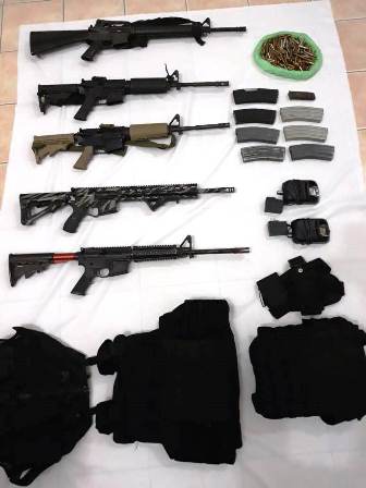 Detenidas dos personas con armas de grueso calibre en la Costa