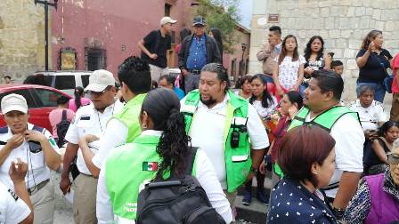 Atendió CEPCO a lesionados por explosión de cohetes en el Centro Histórico de Oaxaca
