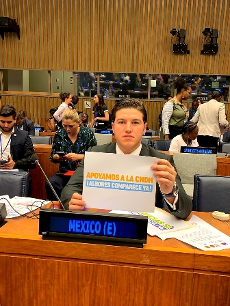 En la ONU, exige senador Samuel García comparecencia de secretaria de Bienestar