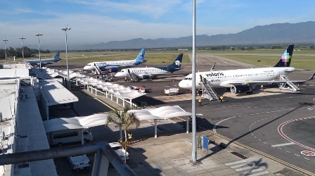 Por primera ocasión, rebasa Aeropuerto Internacional de Oaxaca los cien mil pasajeros en un solo mes
