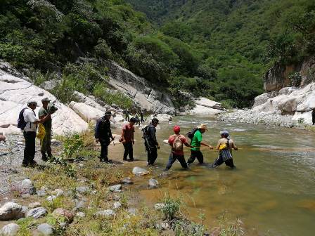 Ejecutan Plan de Búsqueda para localizar a masculino reportado como No Localizado, en la Sierra Norte