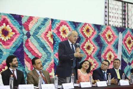 Clausuran Primer Programa de Inmersión Cultural y Voluntariado para jóvenes universitarios de origen mexicano