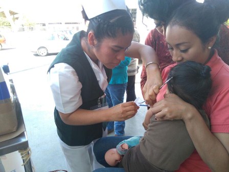 Invita IMSS a aplicarse la vacuna anti-influenza en sus unidades médicas