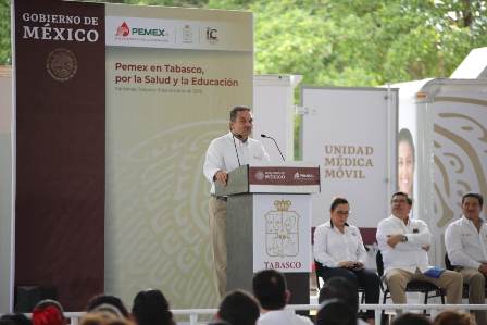 Entrega Pemex apoyos en salud y mobiliario educativo para 11 municipios de Tabasco