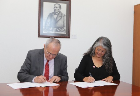 Firma México acuerdo con Unión de Campesinos de América a favor de trabajadores mexicanos agrícolas en EU