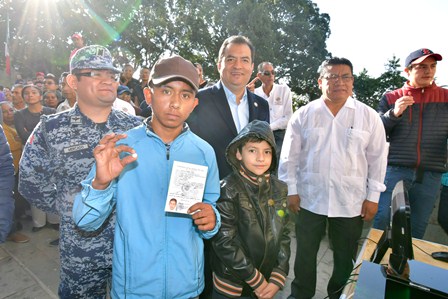 Ante más de dos mil conscriptos de 17 municipios, realizan sorteo de la clase 2001 y remisos