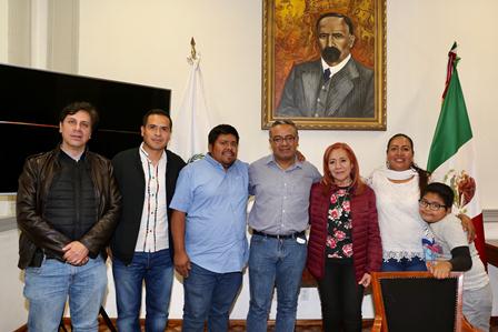 Buscan egresados de 32 generaciones de la Normal de Ayotzinapa constituirse en Coordinadora Nacional