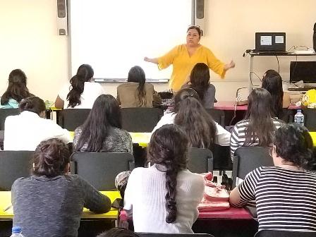 Realizan taller de inclusión educativa en comunidades agrícolas migrantes