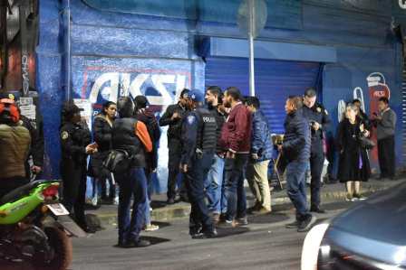 Retiran “chelerías” ilegales e inspeccionan establecimientos mercantiles de alto impacto