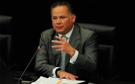 Solicita Santiago Nieto mayores herramientas legales para combatir corrupción y delincuencia organizada