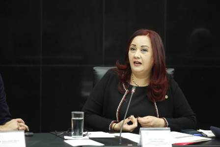 Despenalizar el uso de cáñamo potenciará la economía nacional: Pinedo Alonso