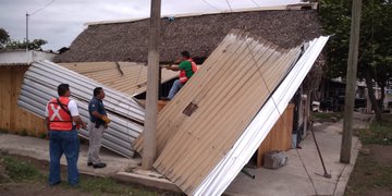 Suspenden clases en 17 municipios del Istmo por efectos del Frente Frío 41 y potente masa polar: IEEPO