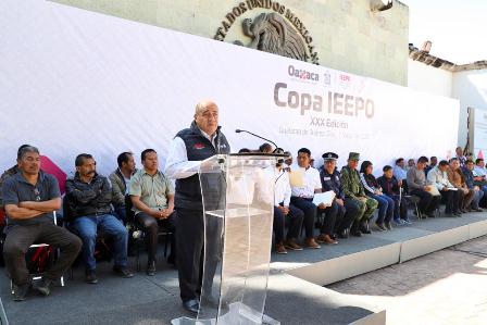 Inauguran encuentro Deportivo y Cultural “Benito Juárez”, en Guelatao