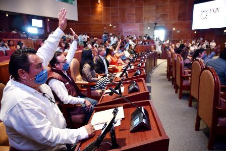 Responsabilidad sanitaria y humanidad derivan en paro parcial del Congreso: Horacio Sosa
