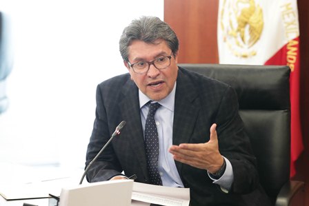 Hacer caso a la ciencia, no al estigma, no al rumor, no al sesgo político; demanda Monreal Ávila