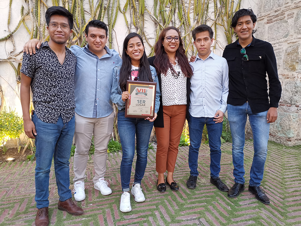 Estudiantes de la UABJO ganan primer lugar en competencia de Litigación Oral