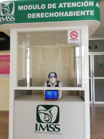 Acerca IMSS a través de videollamadas a pacientes Covid-19 con sus familiares