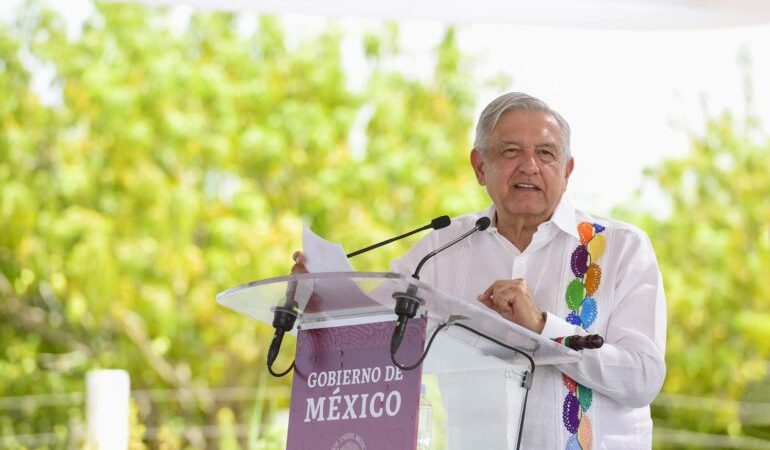 DISCURSO DEL PRESIDENTE ANDRÉS MANUEL LÓPEZ OBRADOR DURANTE LA  SUPERVISIÓN DE LA AUTOPISTA BARRANCA LARGA-VENTANILLA, EN SANTA MARÍA COLOTEPEC, OAXACA
