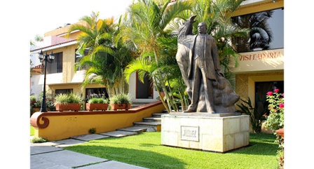 Atiende Defensoría de Oaxaca retención de personas en San Antonio Huitepec