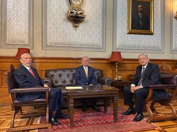 El presidente Andrés Manuel López Obrador quita a Javier Jiménez Espriú de la Secretaría de Comunicaciones y Transportes y pone a Jorge Arganis Díaz Leal