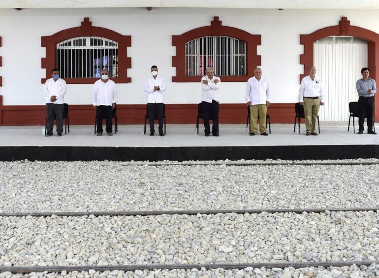 VERSIÓN ESTENOGRÁFICA. REHABILITACIÓN DEL FERROCARRIL DEL ISTMO DE TEHUANTEPEC, EN IXTEPEC, OAXACA