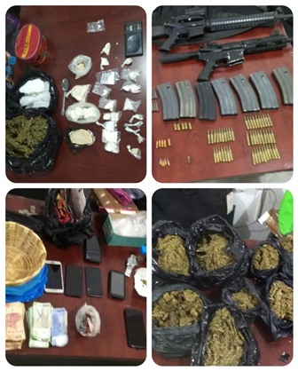 Aseguran armas, drogas y vehículos durante cateo en el Istmo; Una mujer detenida